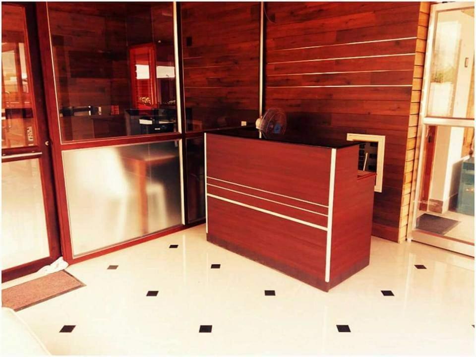Premier Tourist Home Kizhake Chālakudi Exterior foto